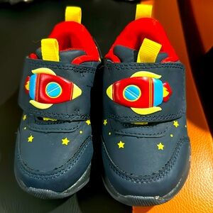 Velcro light up blue rocket shoes. New without tags
